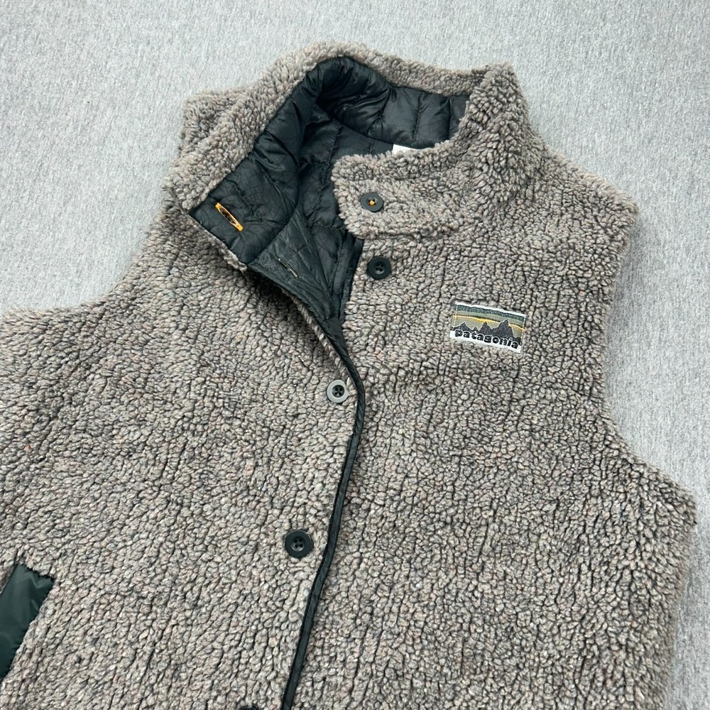 Patagonia Recylced Down Fleece Button Vest Womens Medium Reversible Gray Green